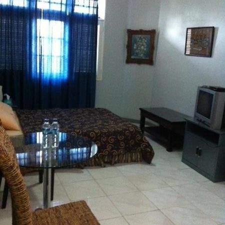 Bangka Bed And Breakfast Τζακάρτα Εξωτερικό φωτογραφία