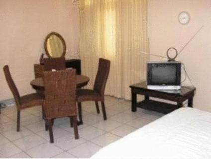 Bangka Bed And Breakfast Τζακάρτα Εξωτερικό φωτογραφία
